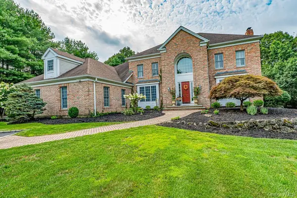 9 Fox Meadow Lane, Head Of The Harbor, NY 11780