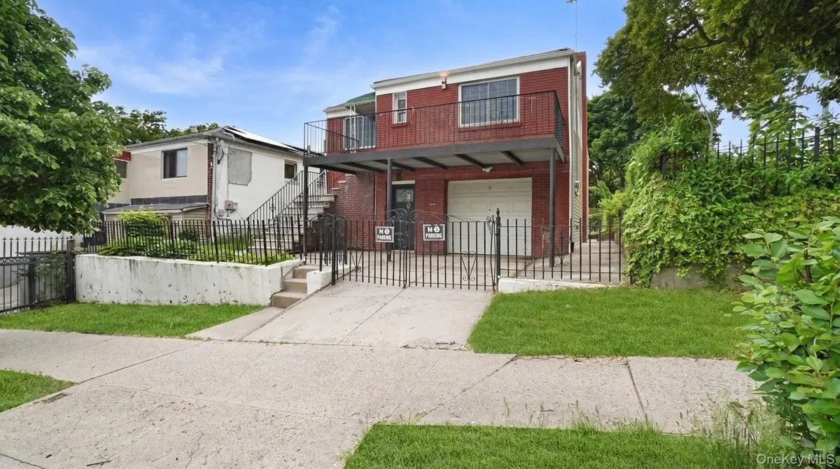 1616 Hammersley Avenue, Bronx, NY 10469 - #1