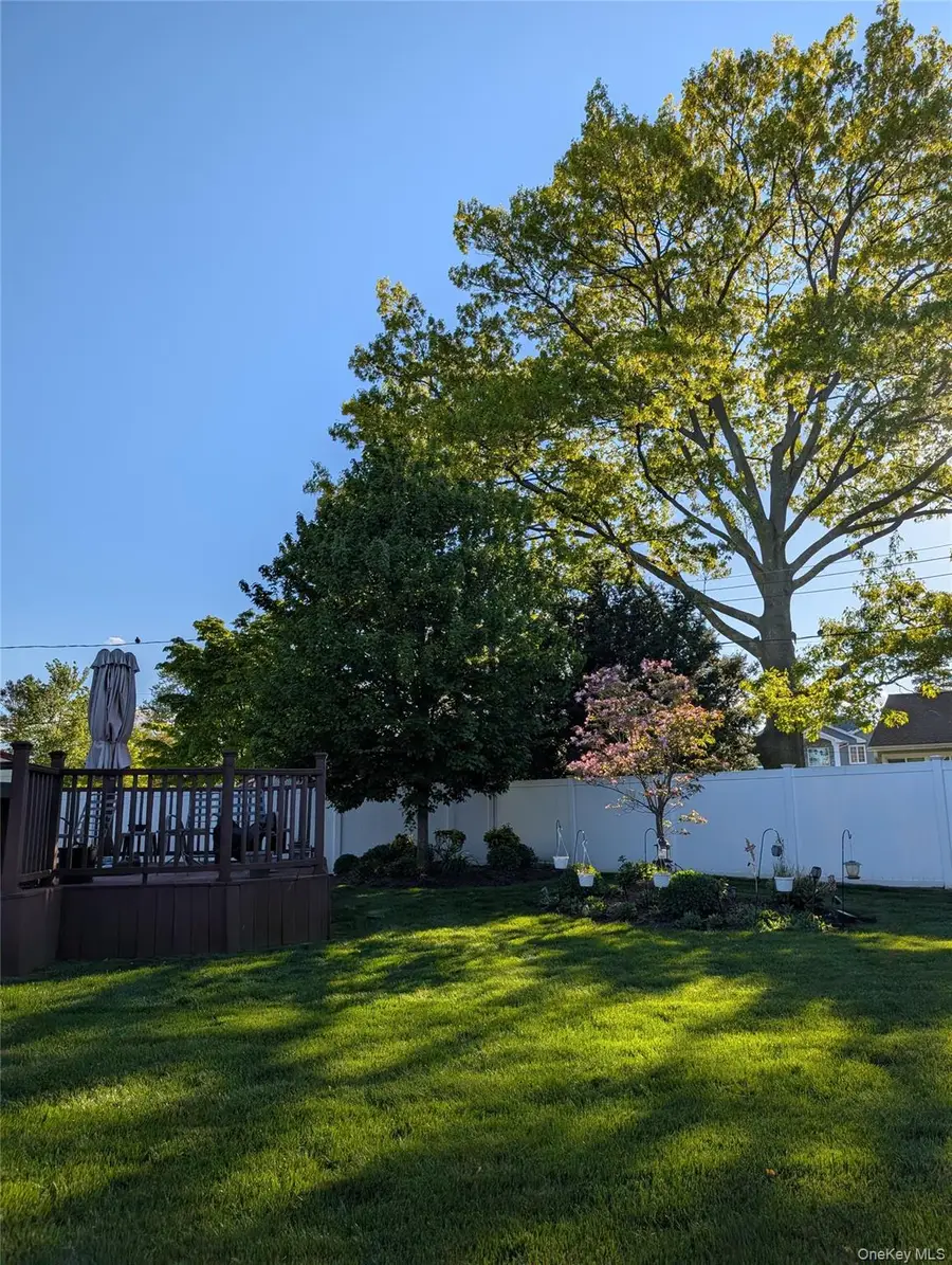 5 Columbia Road, Hicksville, NY 11801 - #2