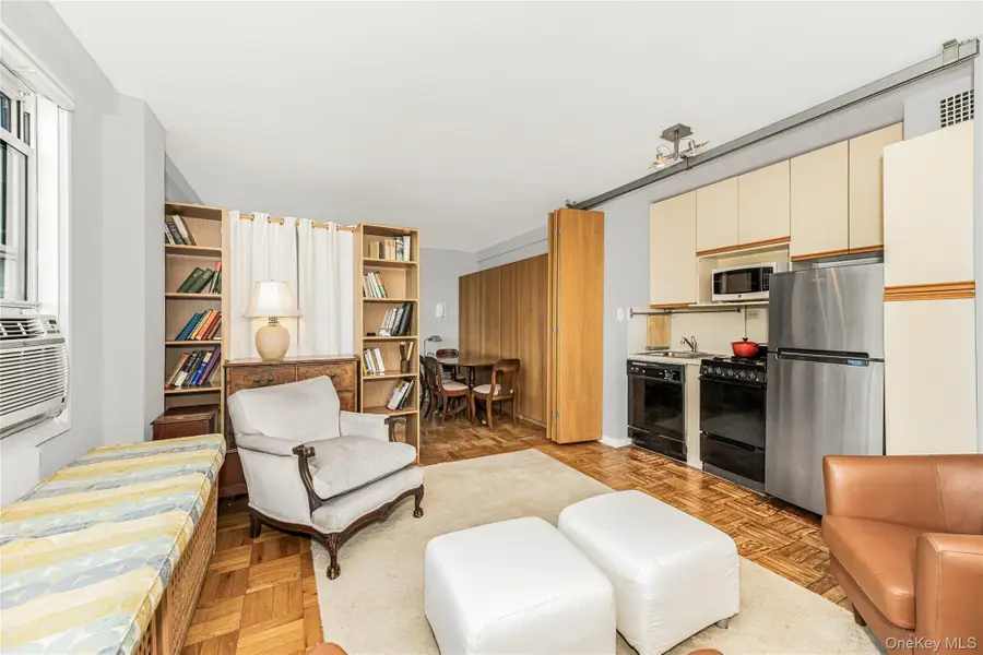 3935 Blackstone Avenue #4K, Bronx, NY 10471 - #3