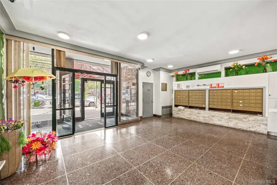 3131 Grand Concourse #2J, Bronx, NY 10468 - #3