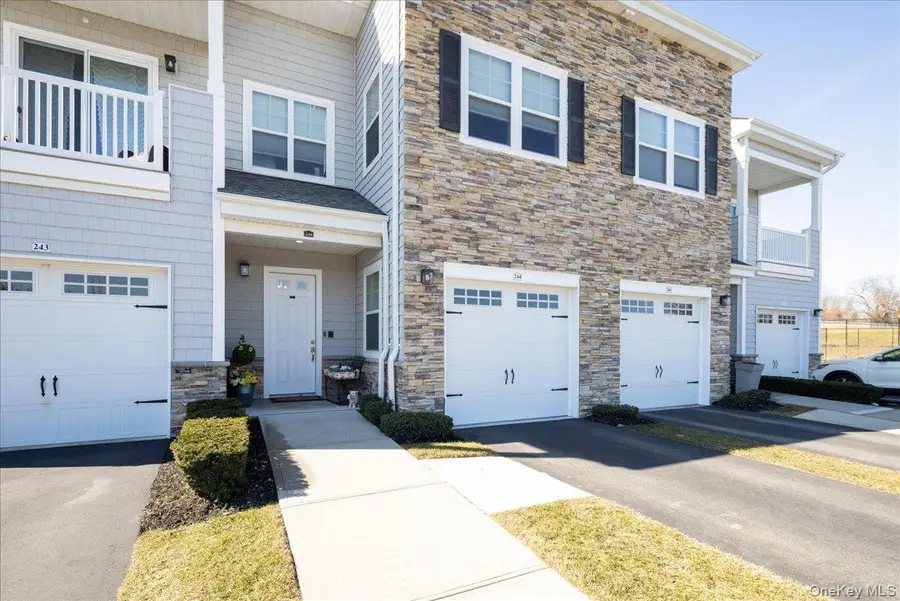 244 Fall Court, East Northport, NY 11731 - #2