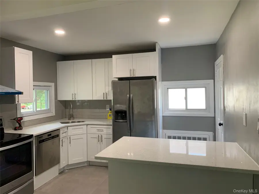 402 Leslie Lane, Uniondale, NY 11553 - #3