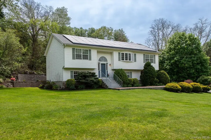 17 Verplanck Avenue, Hopewell Junction, NY 12533 - #3