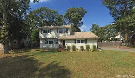 43 Vanderbilt Avenue, Saint James, NY 11780 - #1