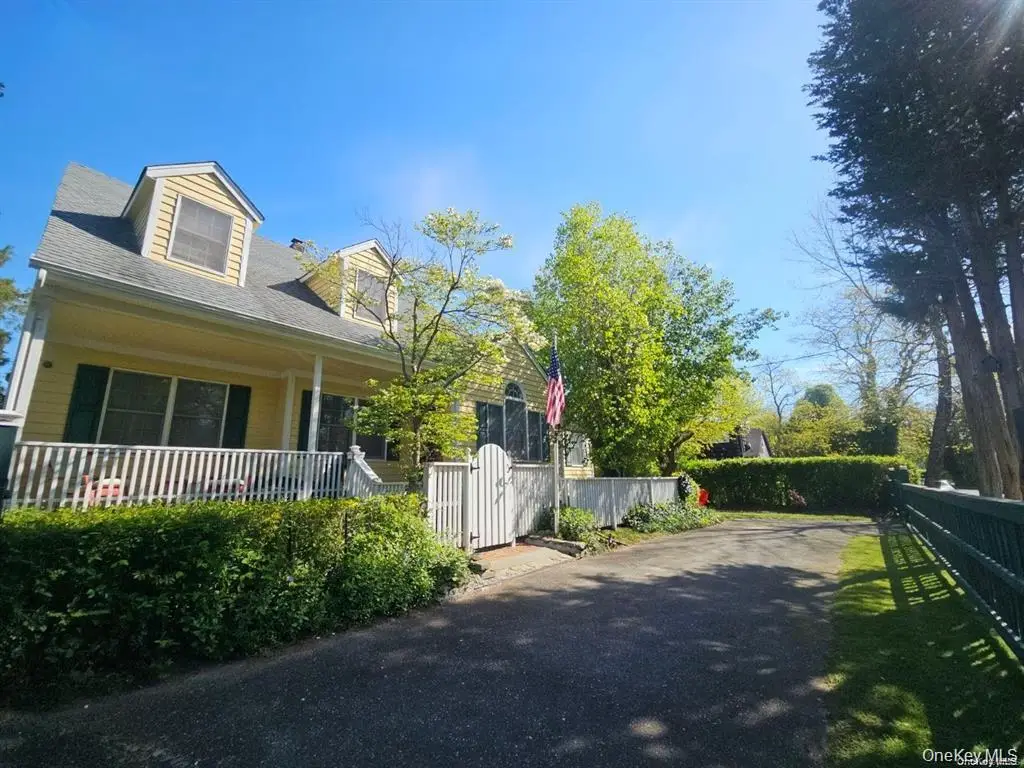 10 Phyllis Road, Mastic Beach, NY 11951 - #1