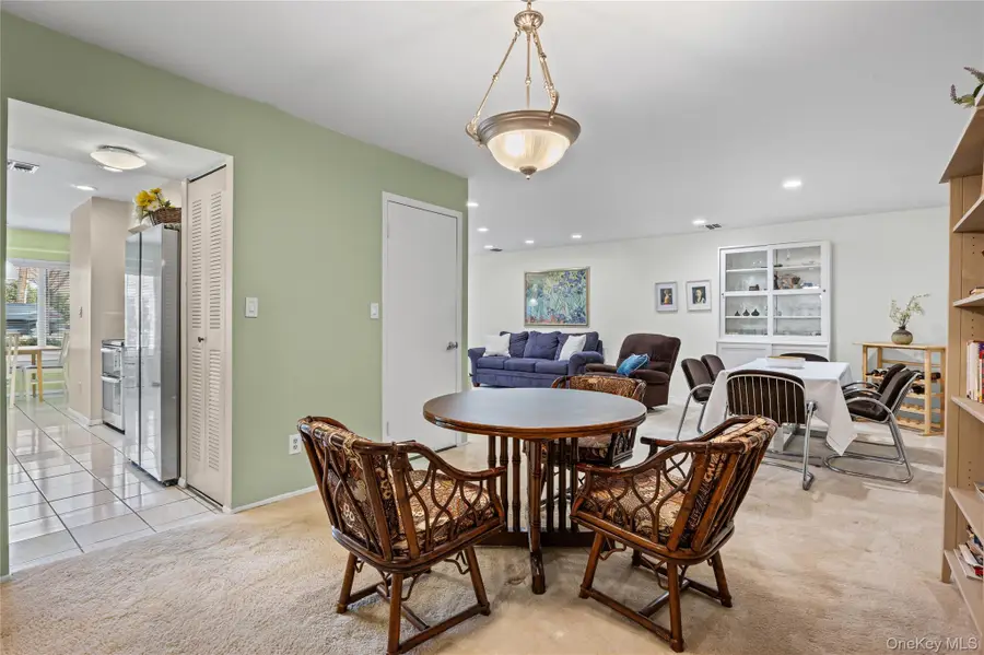 99 S Park Avenue #28, Rockville Centre, NY 11570 - #3