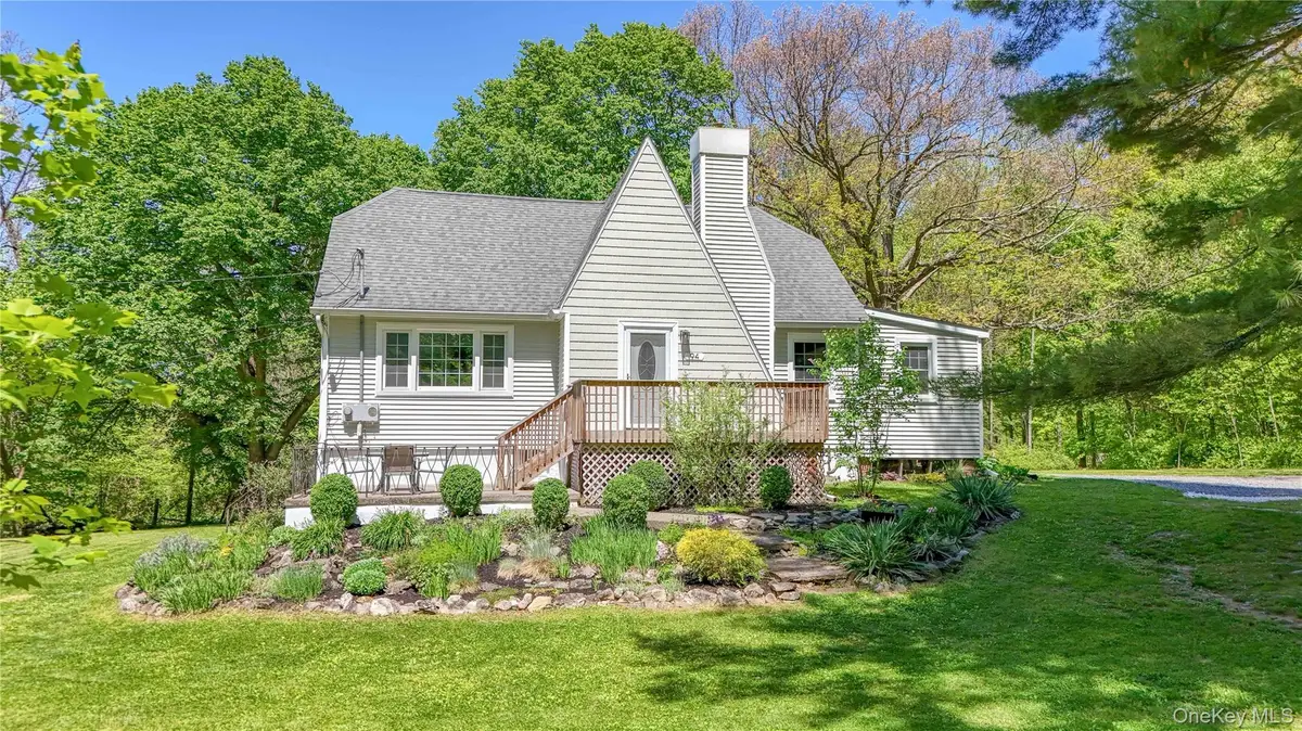 94 Smithtown Road, Fishkill, NY 12524 - #1