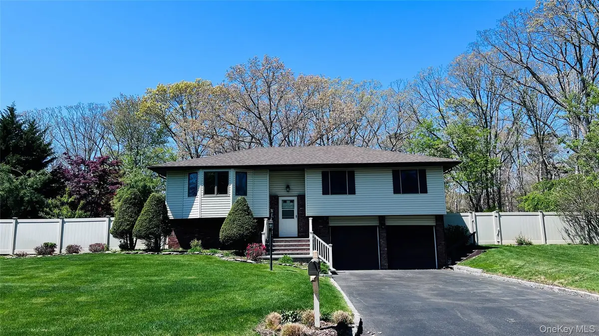 84 Henearly Drive, Miller Place, NY 11764 - #1