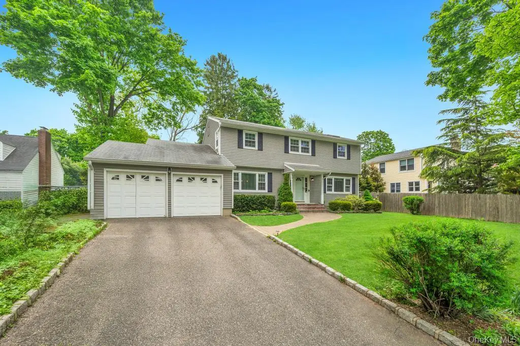 30 Fort Hill Road, Huntington, NY 11743 - #1