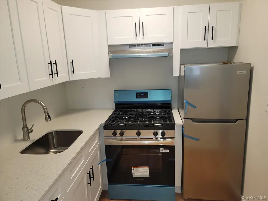 671 Bronx River Road #4N, Yonkers, NY 10704 - #3