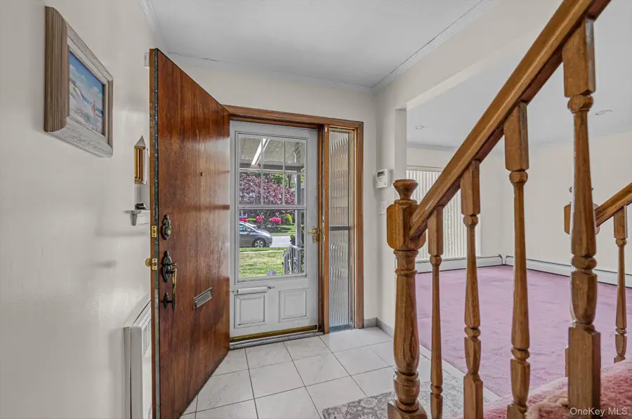 161 Rose Lane, New Hyde Park, NY 11040 - #2
