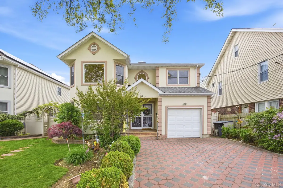 16 6th Avenue, New Hyde Park, NY 11040 - #1