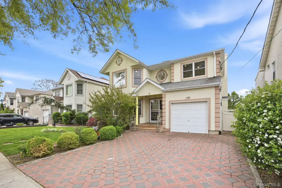 16 6th Avenue, New Hyde Park, NY 11040 - #2