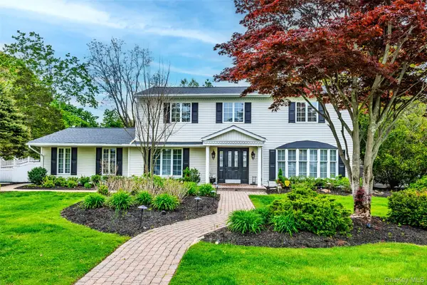 Address Withheld By Seller, Hauppauge, NY 11788