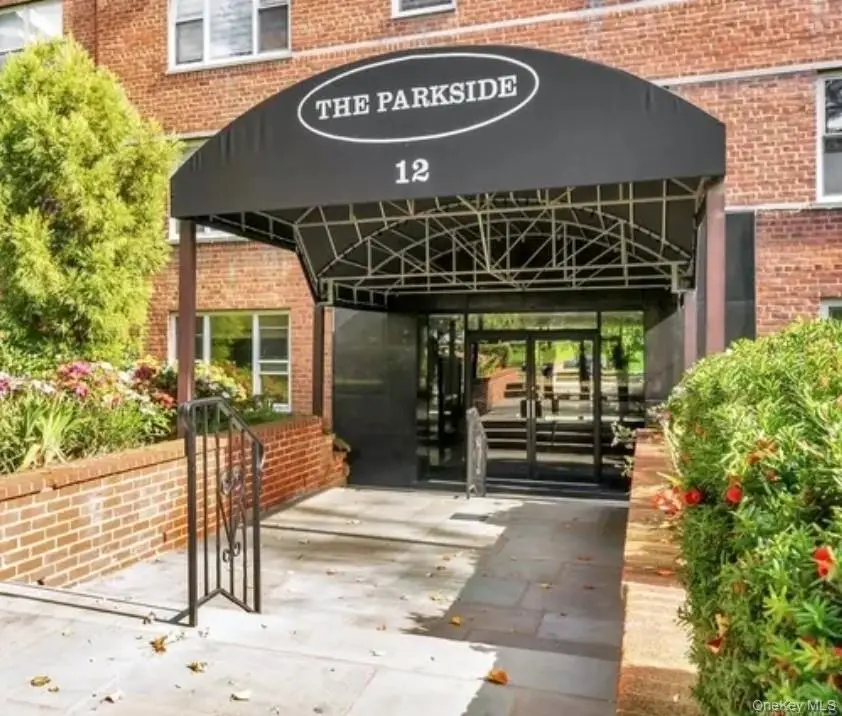 12 Westchester Avenue #2L, White Plains, NY 10601 - #1