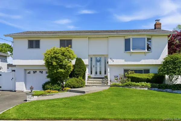 243 N Delaware Avenue, North Massapequa, NY 11758