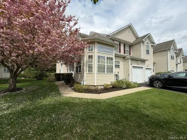 36 Cranberry Circle, Medford, NY 11763 - #1