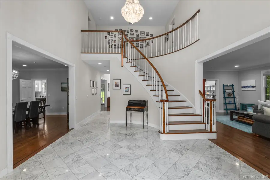 6 Horton Court, West Harrison, NY 10604 - #3