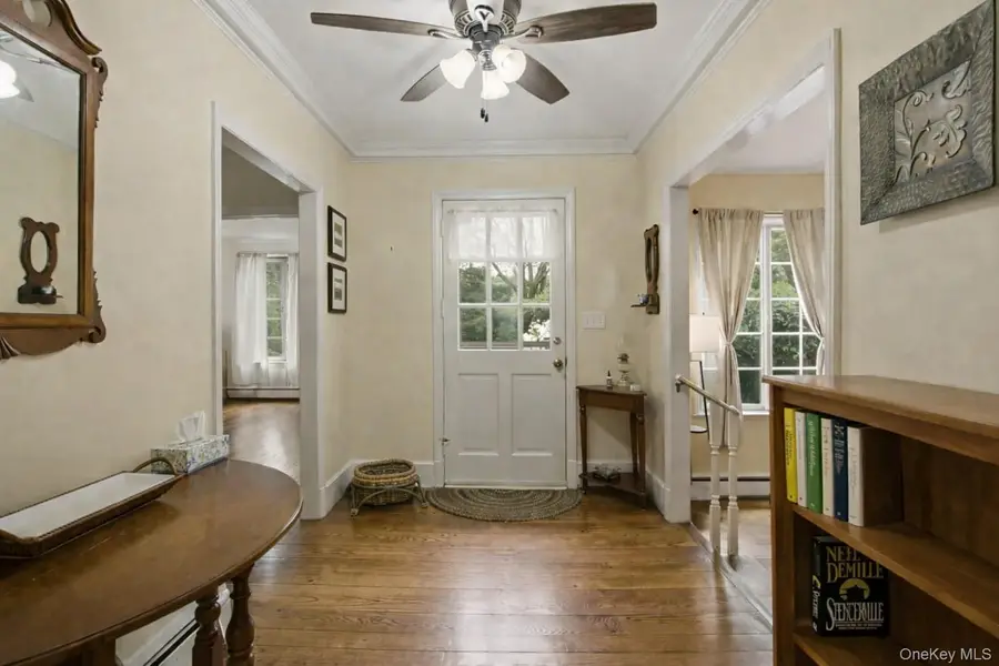 5 Primrose Street, Katonah, NY 10536 - #3
