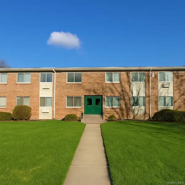 2449I Union Boulevard #34A, Islip, NY 11751