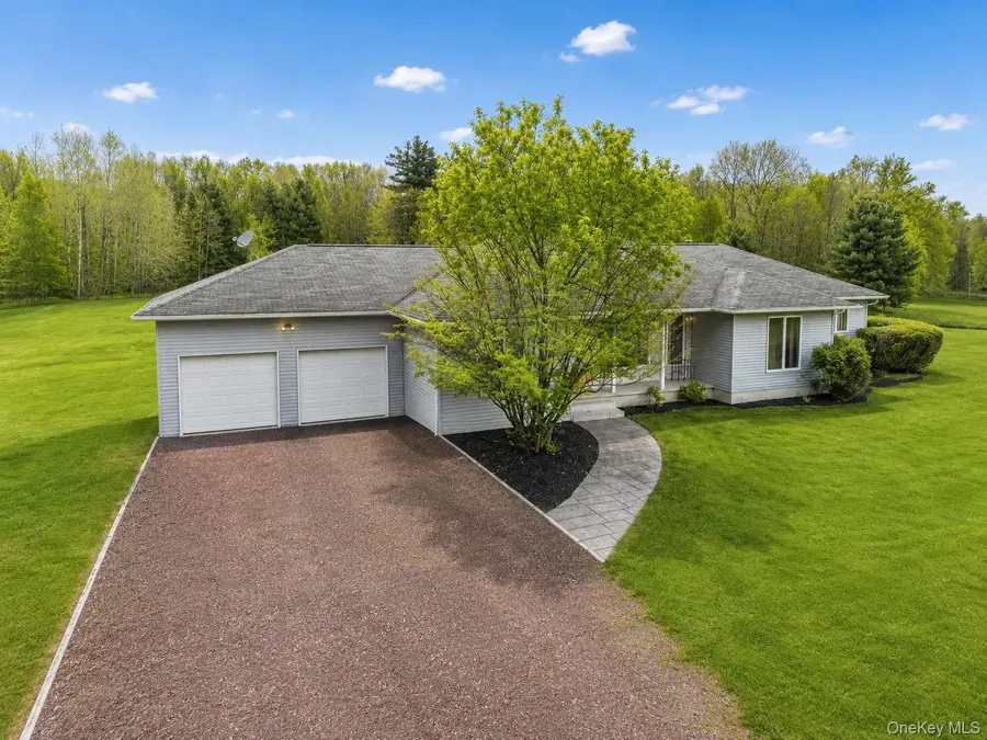 354 Petticoat Lane, Bloomingburg, NY 12721 - #3