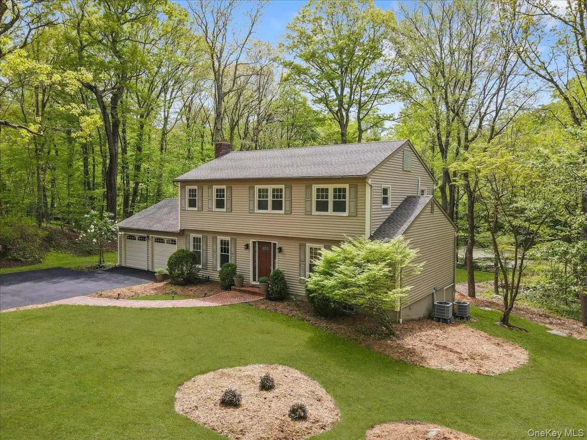 10 Silvermine Drive, South Salem, NY 10590 - #1