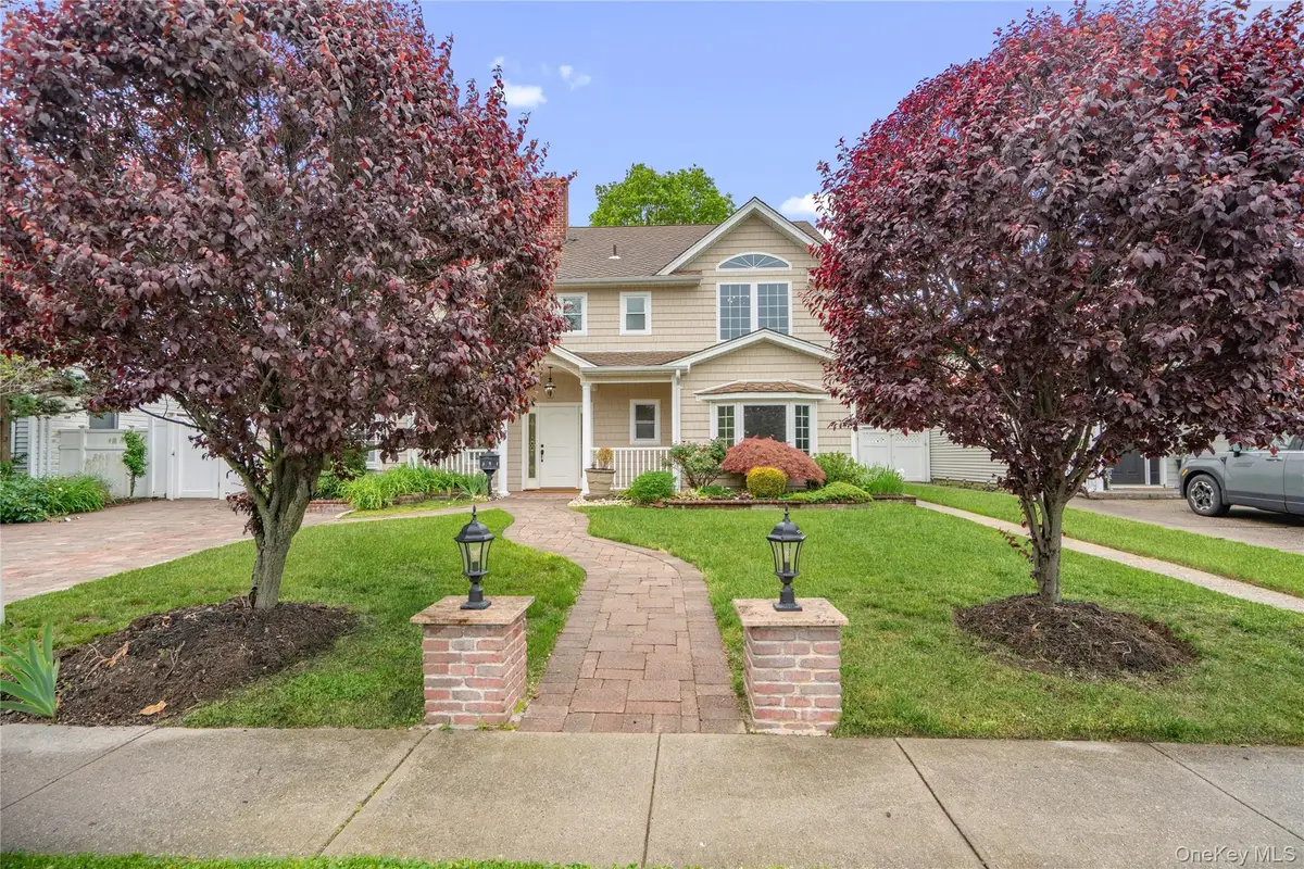 244 Water Lane S, Wantagh, NY 11793 - #1
