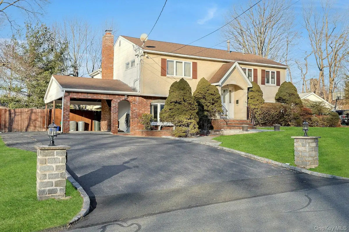 25 Tennyson Drive, Nanuet, NY 10954 - #1