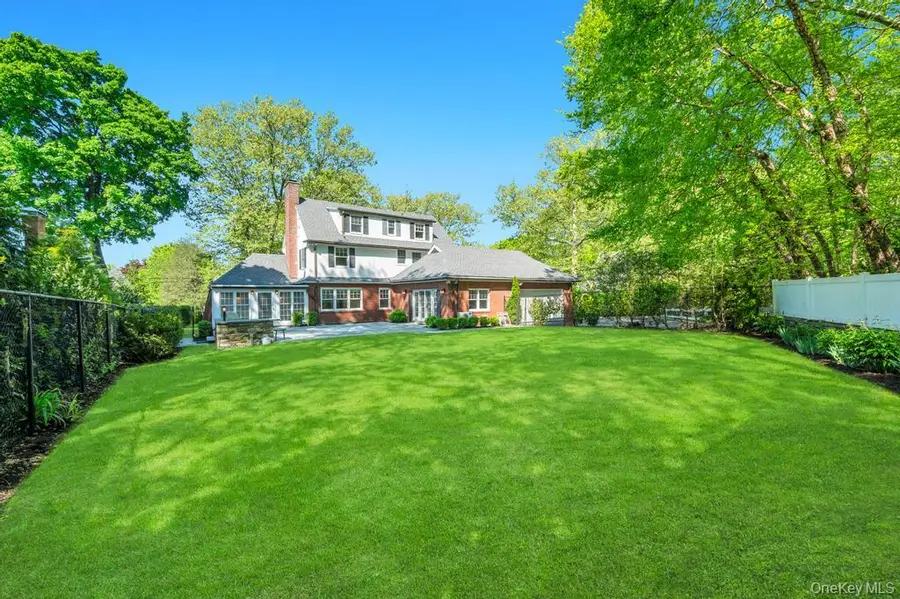 10 Dupont Avenue, White Plains, NY 10605 - #3