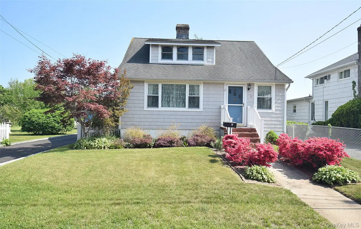 Address Withheld By Seller, Lindenhurst, NY 11757 - #1