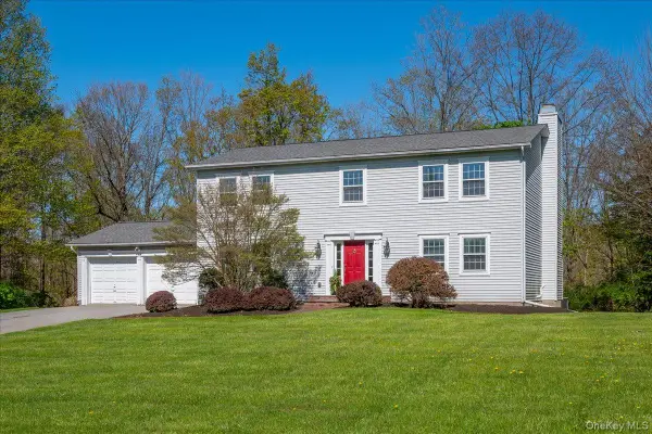 13 Hart Drive, Poughkeepsie, NY 12603