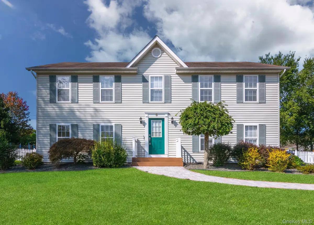8 Bernadette Way, Washingtonville, NY 10992 - #1