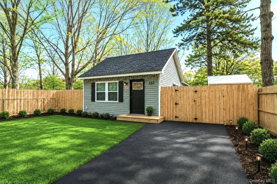 332 Commack Road, Shirley, NY 11967 - #2