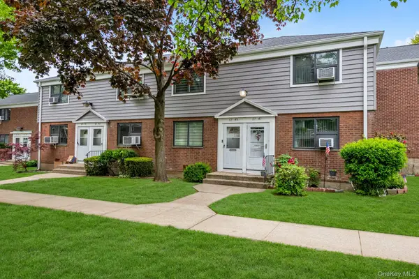 67-45 Bell Boulevard #Duplex, Oakland Gardens, NY 11364