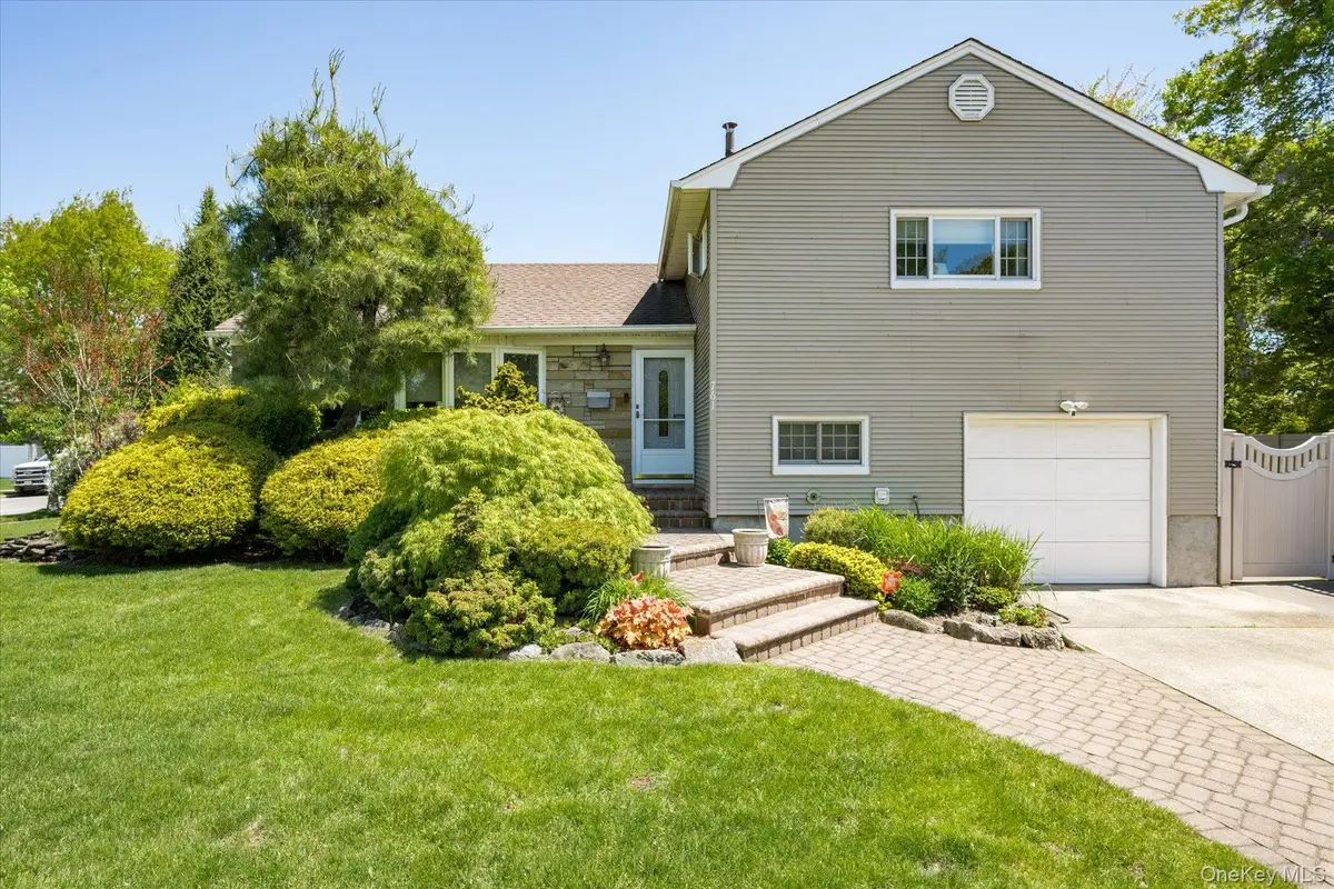 761 Cynthia Drive, East Meadow, NY 11554 - #1