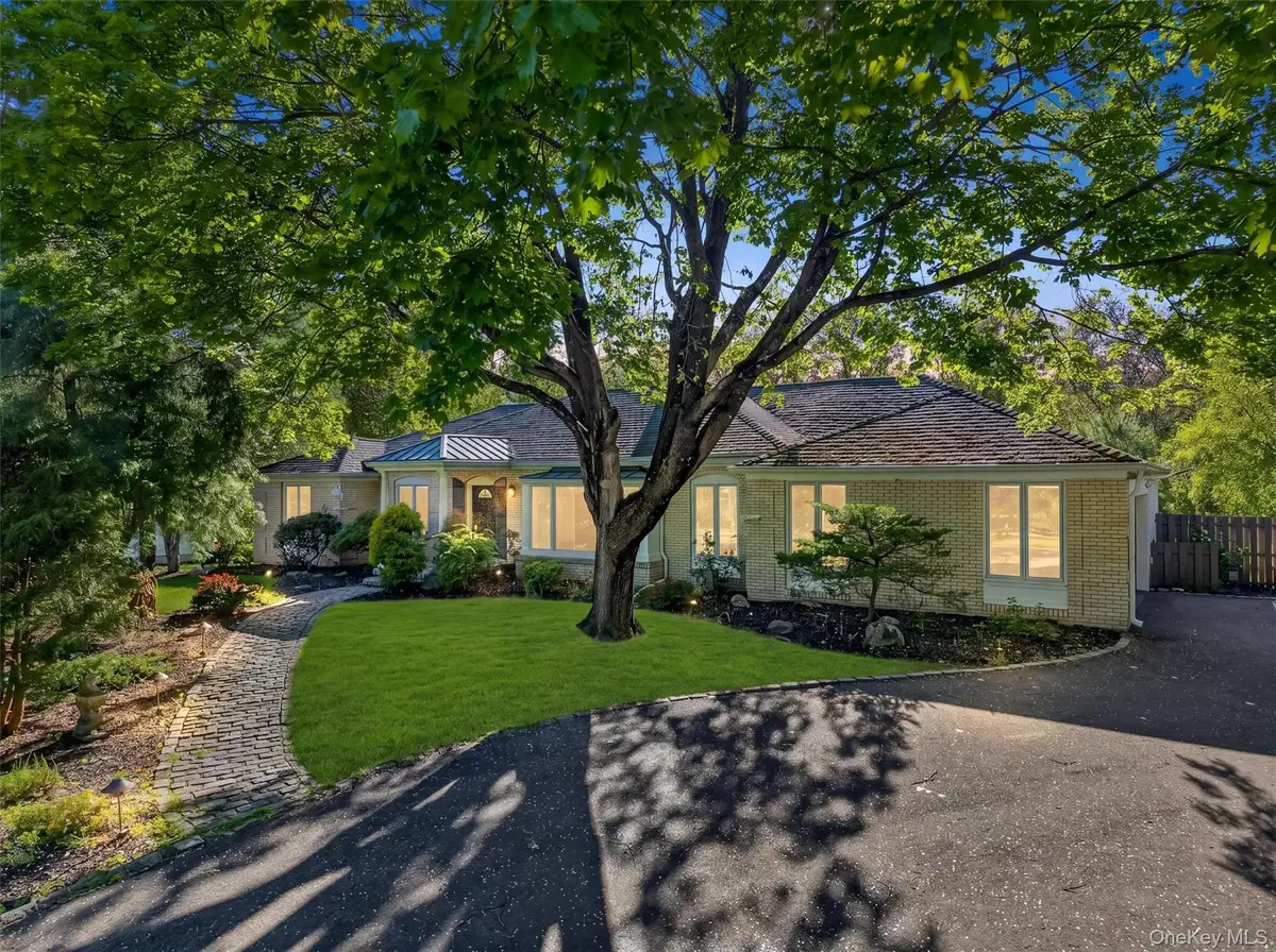 18 Millbank Road, Poughkeepsie, NY 12603 - #1