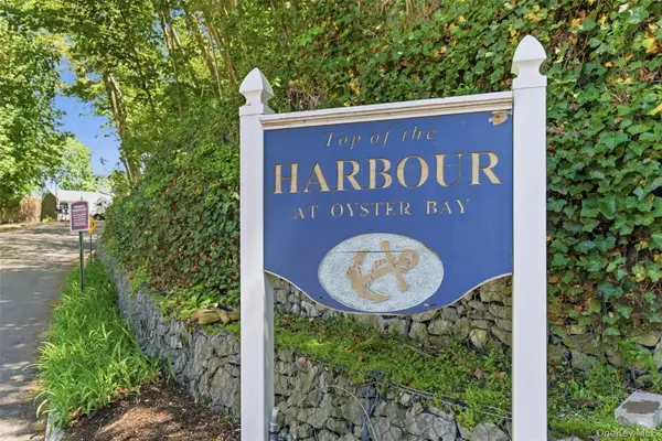 10 Harbour Lane #4B, Oyster Bay, NY 11771