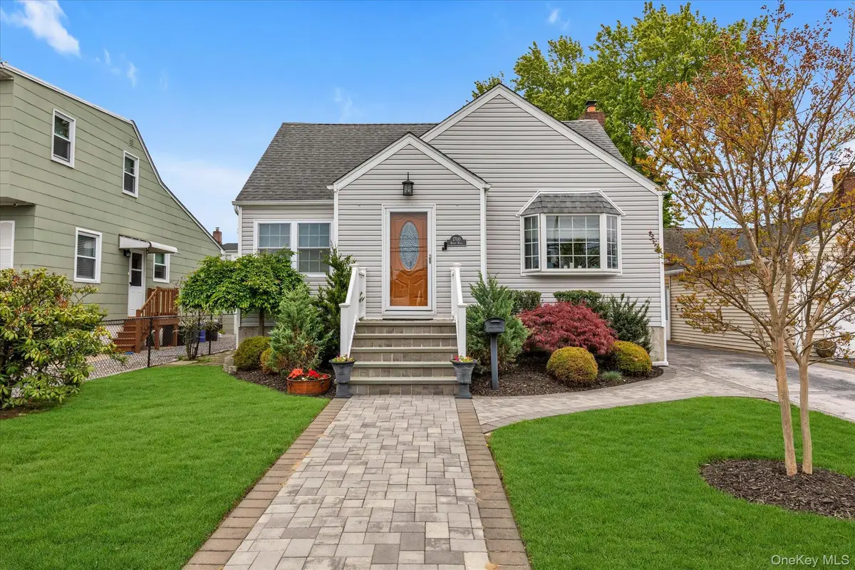 1700 Rugby Road, Merrick, NY 11566 - #1