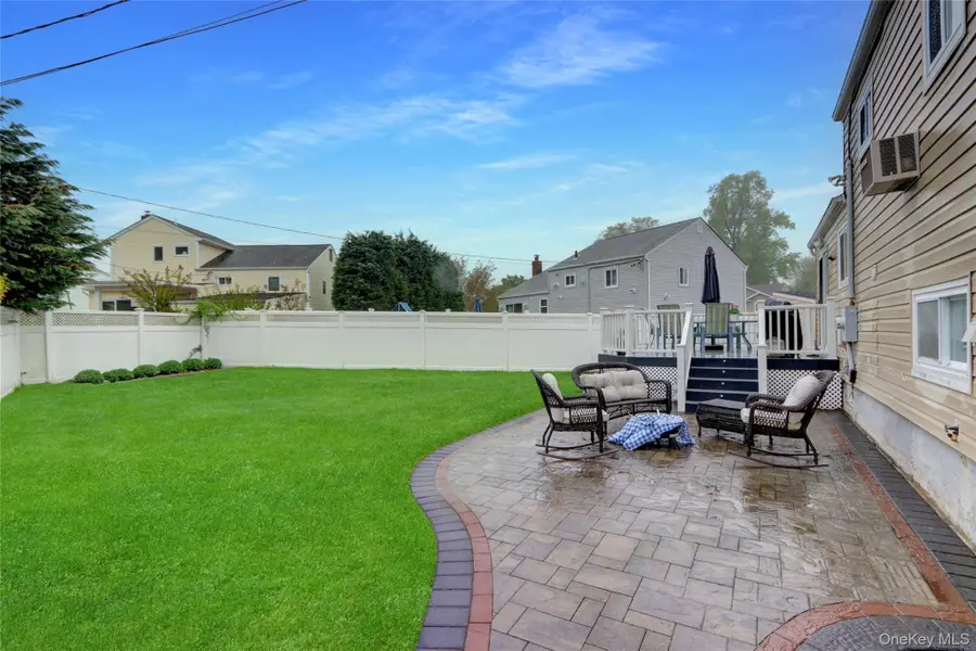 42 Briarwood Lane, Plainview, NY 11803 - #3