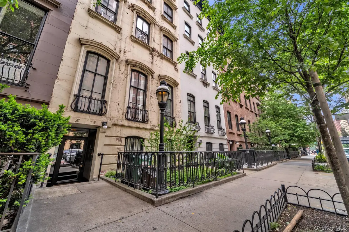 454 W 23rd Street #4F, New York, NY 10011 - #1