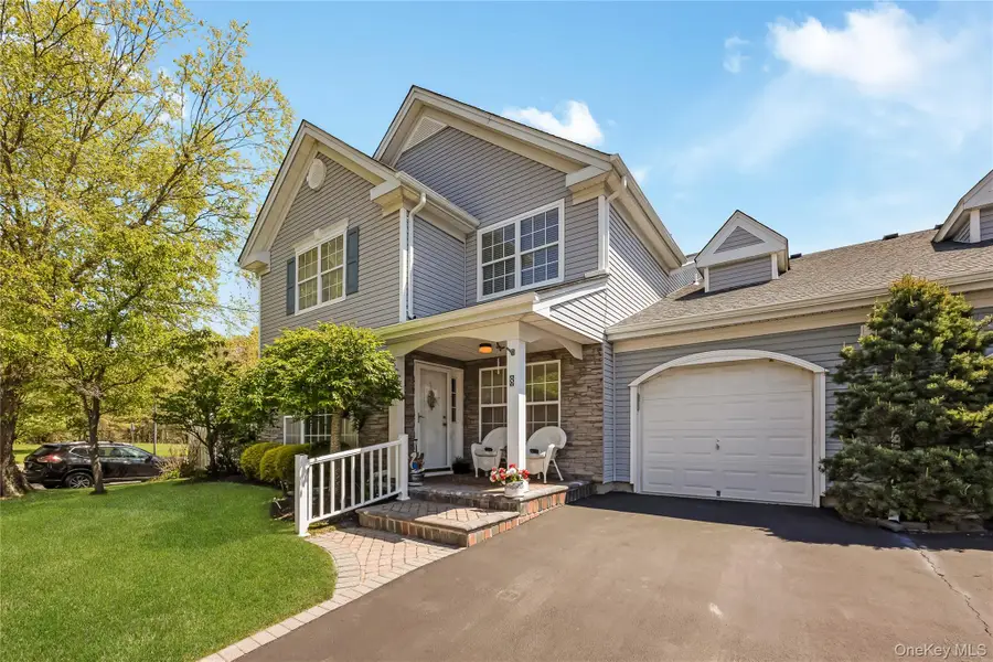 8 Hannah Lane, Middle Island, NY 11953 - #2