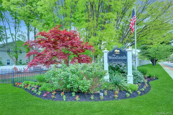 21 Tohee Place #2B, Islip, NY 11751