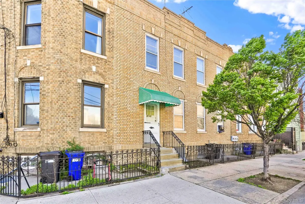 4201 Newtown Road, Astoria, NY 11103 - #1
