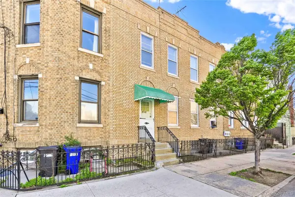 4201 Newtown Road, Astoria, NY 11103