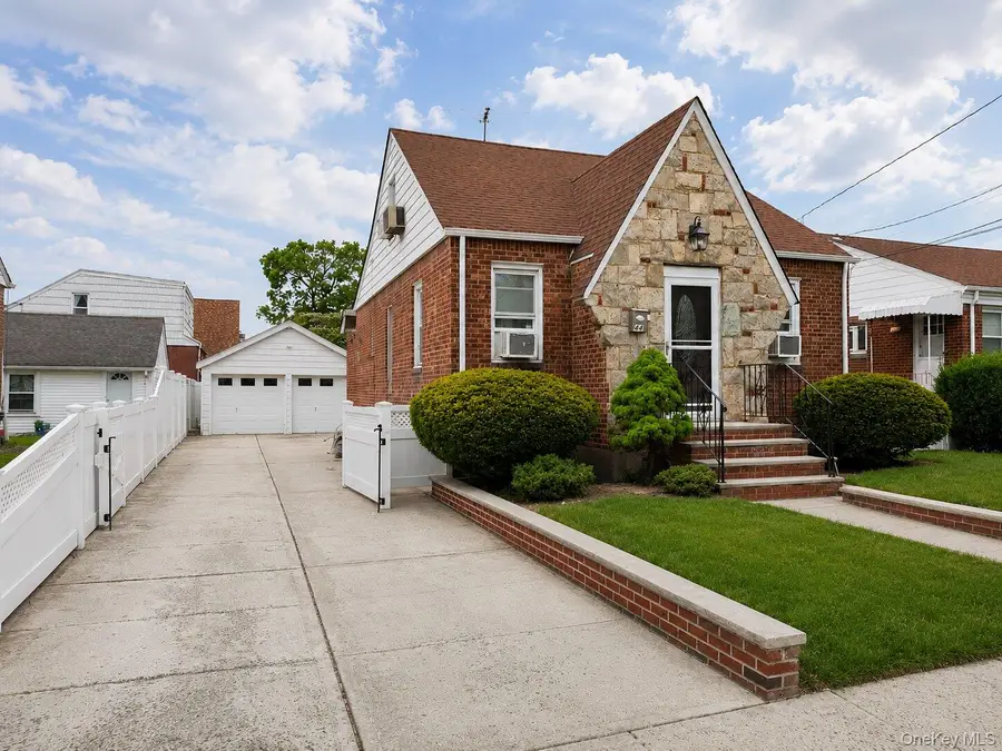 44 Shaw Avenue, Valley Stream, NY 11580 - #2