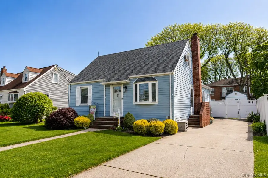20 Carol Road, Bethpage, NY 11714 - #2