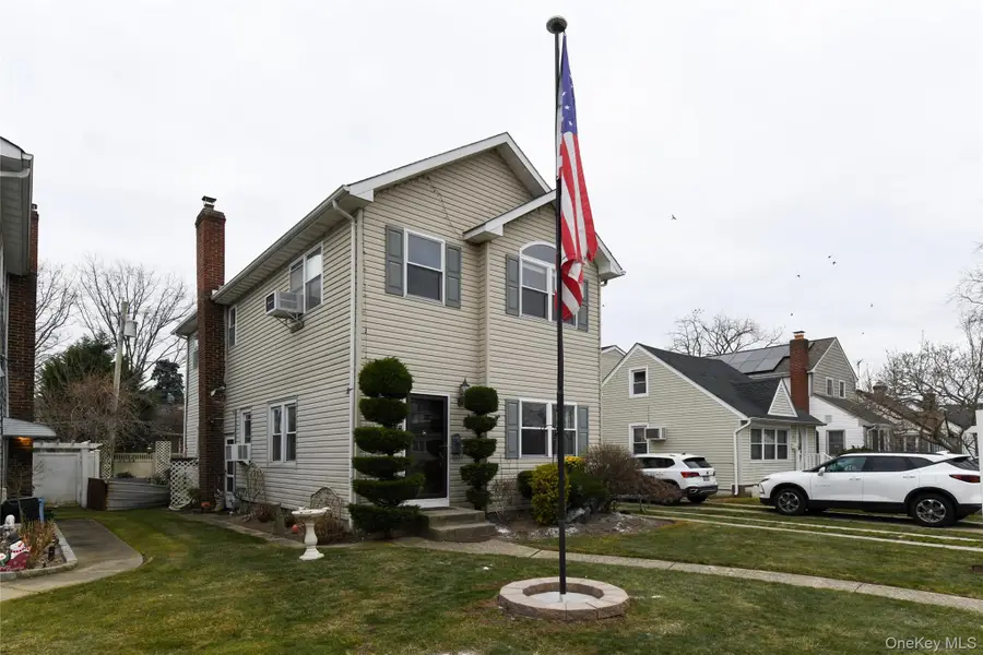 2688 Rosebud Avenue, Merrick, NY 11566 - #3