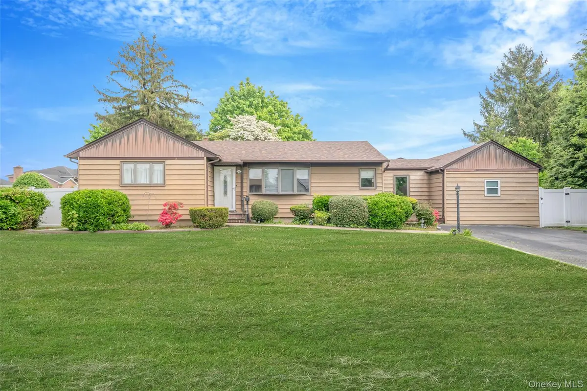 627 Carlls Path, Deer Park, NY 11729 - #1