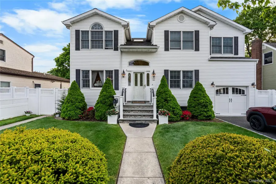 3 Lido Parkway, Lindenhurst, NY 11757 - #3